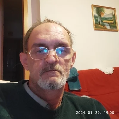 András