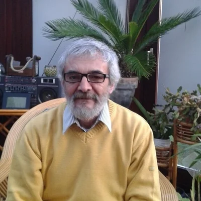 Zoli, Érd