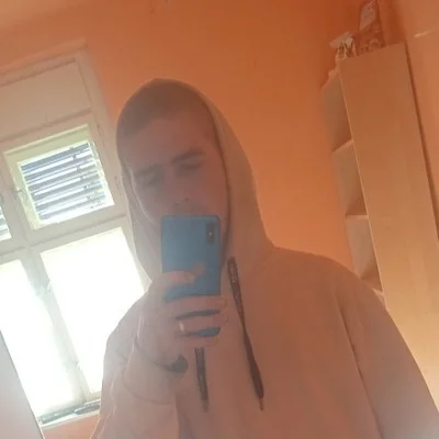 Jerrydave, Párkány