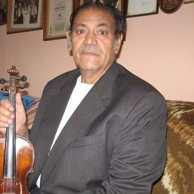 Béla