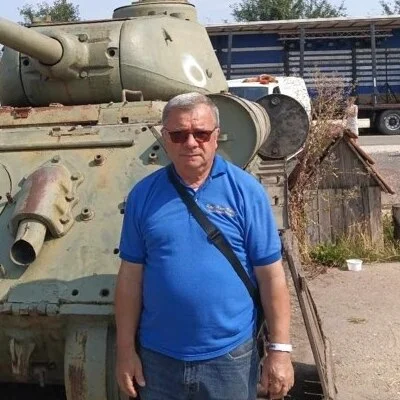 János