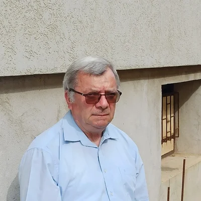 János