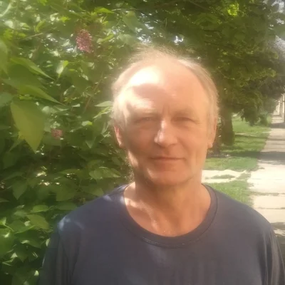 Robert, társkereső Csantavér