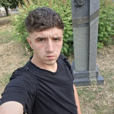 László