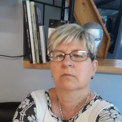 Ildikó, Pápa