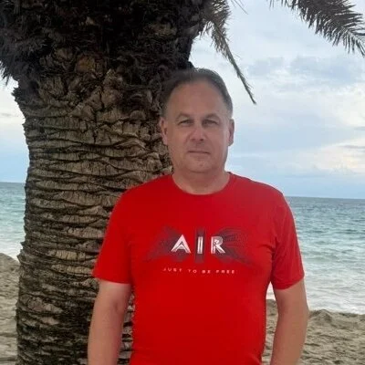 László