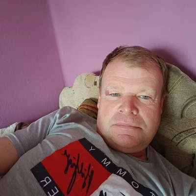 László
