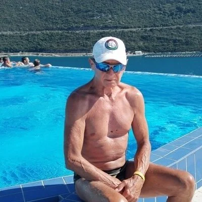 János