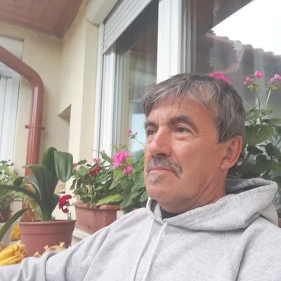 János, Békéscsaba