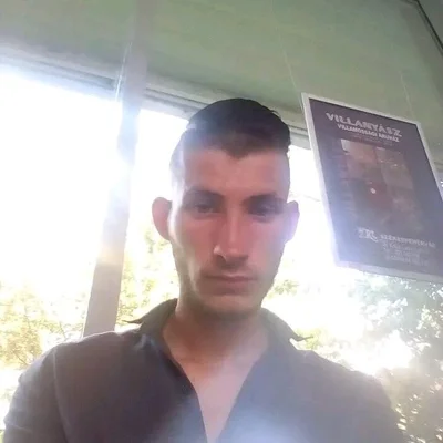 András