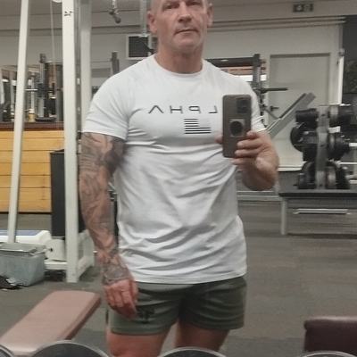 Ádám, társkereső Mauthausen