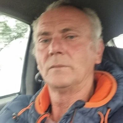 János
