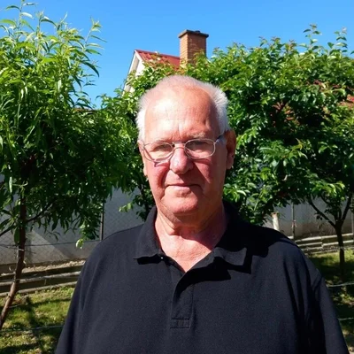 Tibor, Őcsény