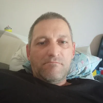 János, társkereső Köveskál