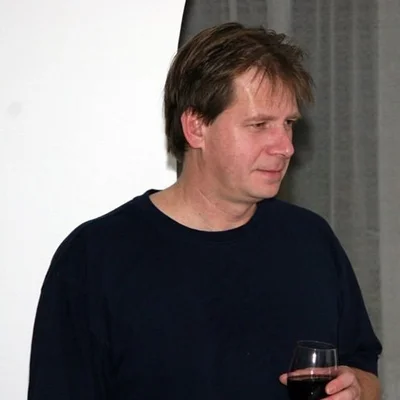 László