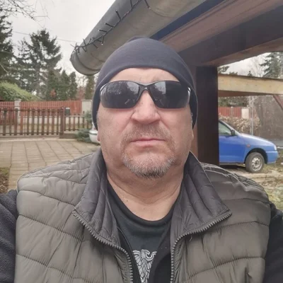 István