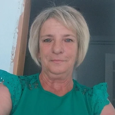 Éva
