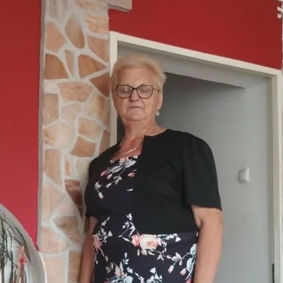 Éva