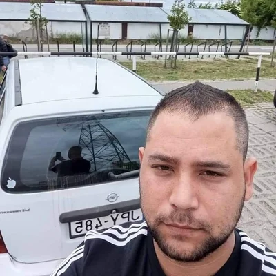 János, Polgár