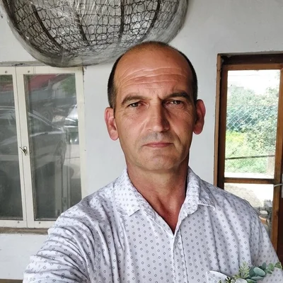 István