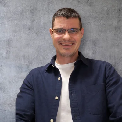 Tamás