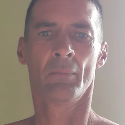 Zoli, Pacsér