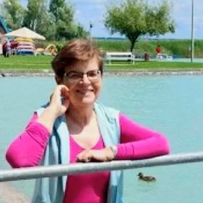 Éva