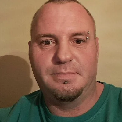 Tomi, Ajnácskő