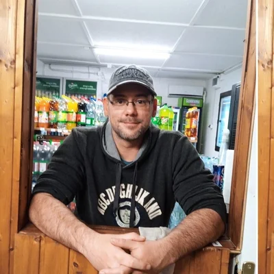 Ákos