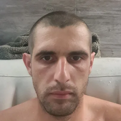 Robert, Sárosfa