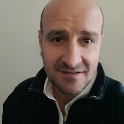 Péter