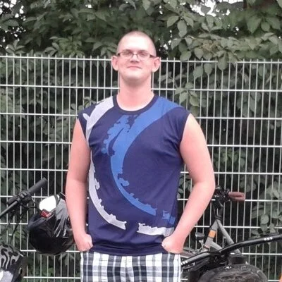 László