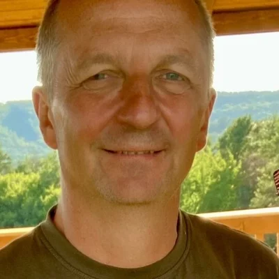 Ákos