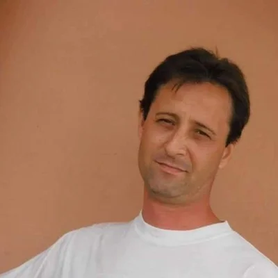 László
