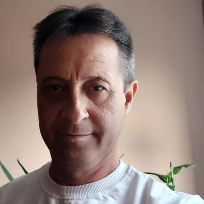 László