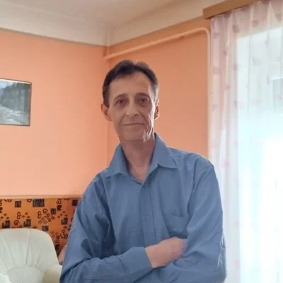 László