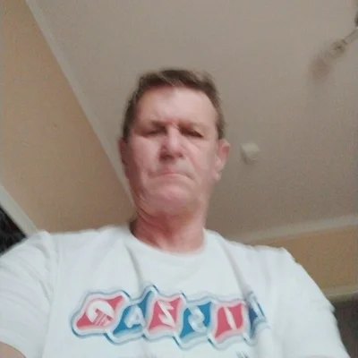 János