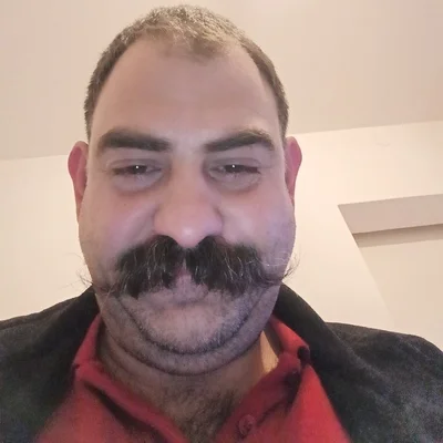 András