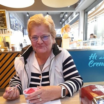 Zsuzsanna, társkereső Veszprém