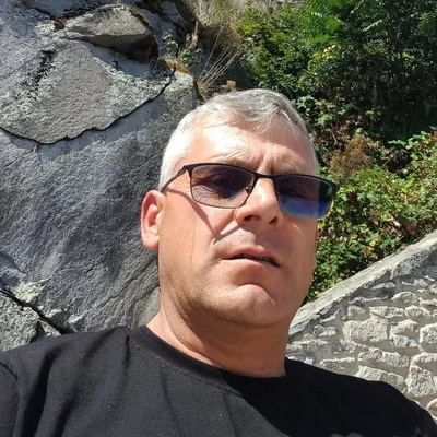 Zoli, Beszterce