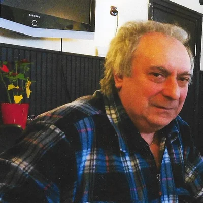 György