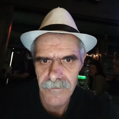 András, Péterréve