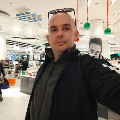 István, Székesfehérvár