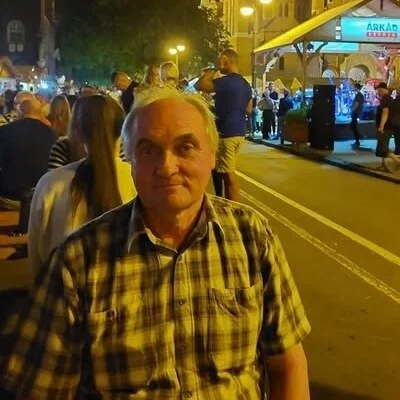 János