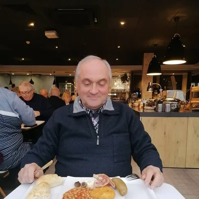 János