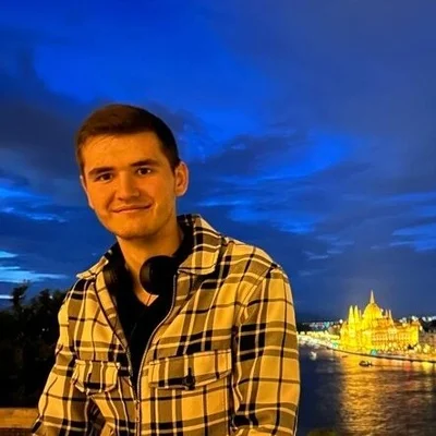 Kristof, Budapest