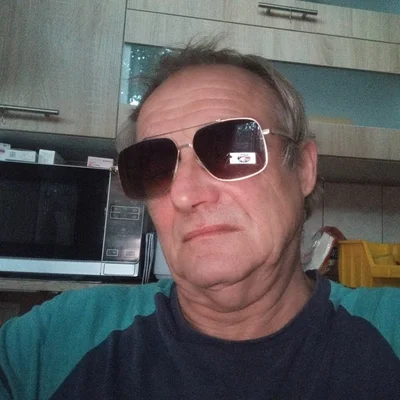 János
