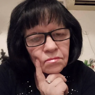 Ilona, Baja