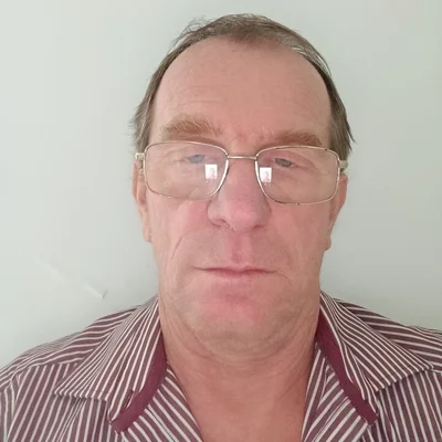 Péter, Pusztaszabolcs