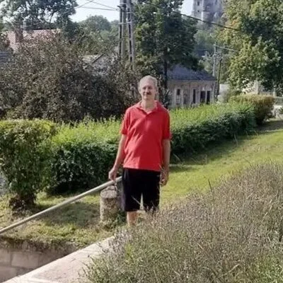 István